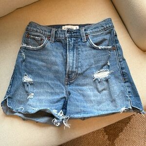 Abercrombie High Rise 4” Denim Shorts